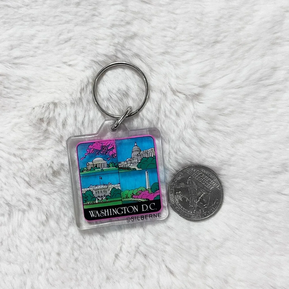 🔮 5/$25 Vintage Washington DC Keychain
